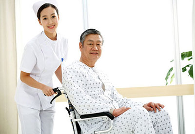 银发浪潮下的温情守护 现代养老服务与管理新篇章