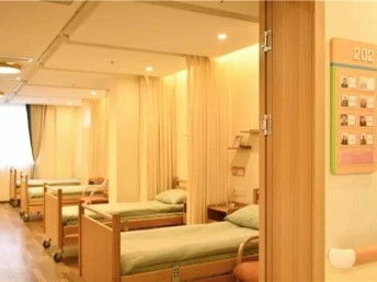 成都失能失智养老院 专业照护，守护长者尊严与安宁